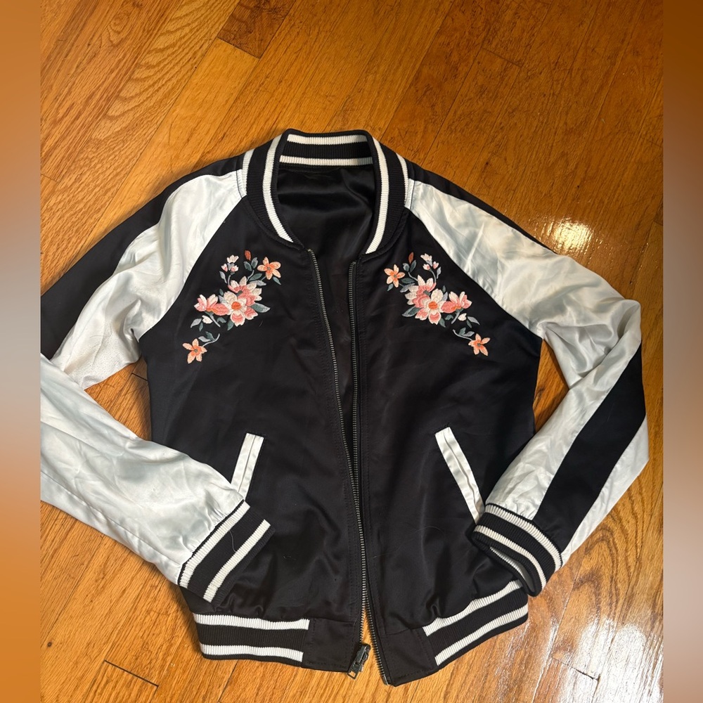 Hollister Reversible Bomber Jacket XS Floral Embroidered